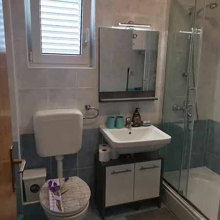 Koprivnjak Daire Privlaka (Zadar)